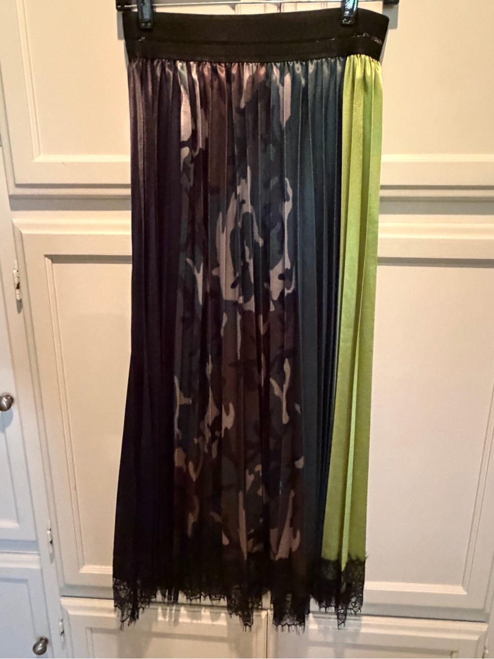 Le Superbe Urban Camo Pleat Skirt - Picture 3 of 4